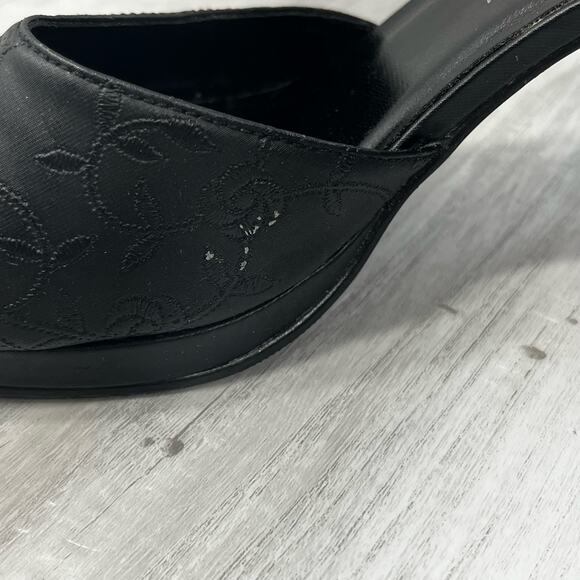 Kathie Lee Collection Belinda Black Block Heel Open Toe Ankle Strap Size: 7.5 - Picture 4 of 9